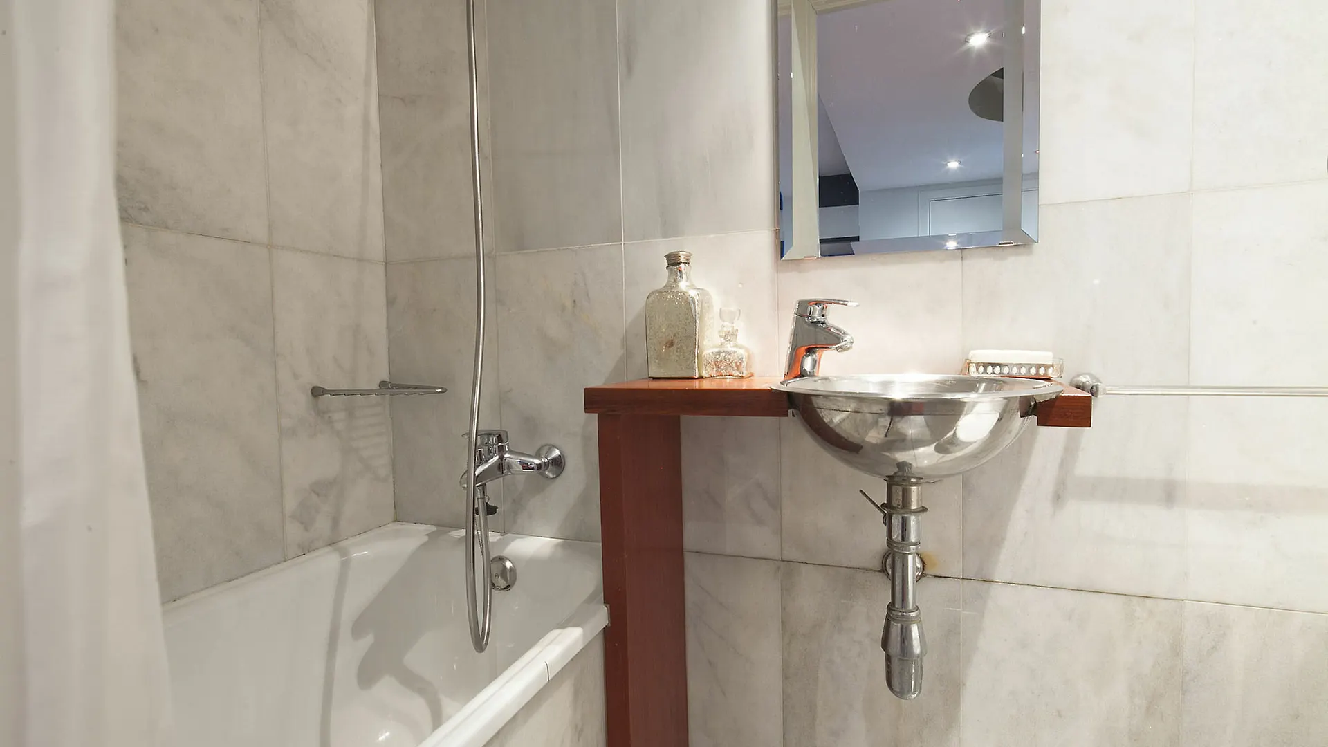 Apartment My Space Barcelona Gracia Pool Near Center Spain